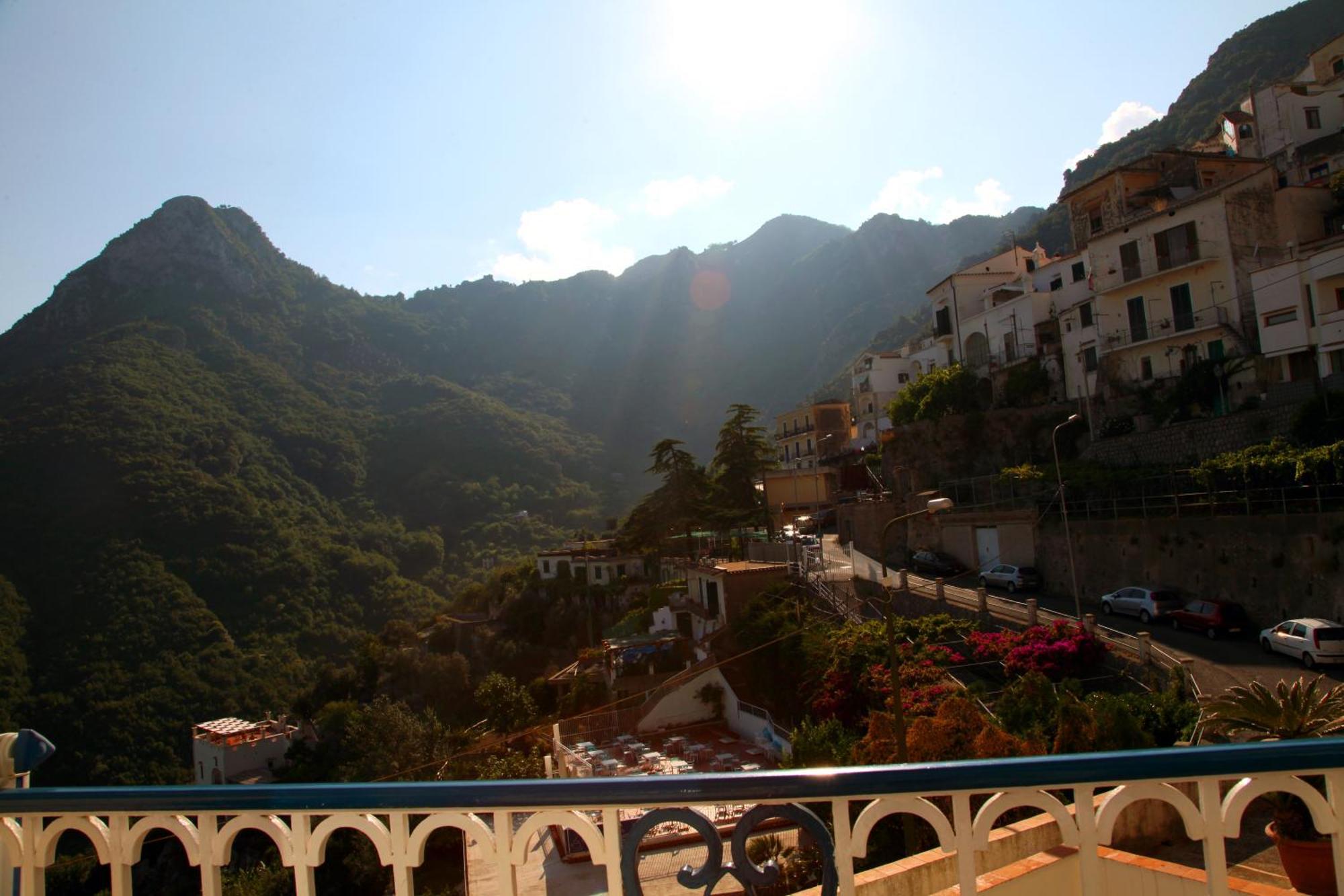 Le Terrazze Di Cristina Bed & Breakfast Vietri sul Mare Exterior photo
