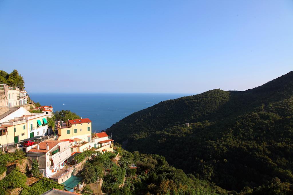 Le Terrazze Di Cristina Bed & Breakfast Vietri sul Mare Exterior photo