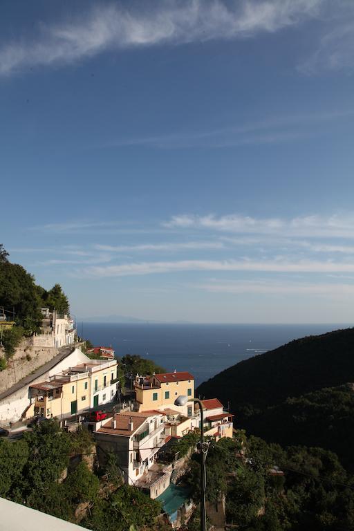 Le Terrazze Di Cristina Bed & Breakfast Vietri sul Mare Exterior photo